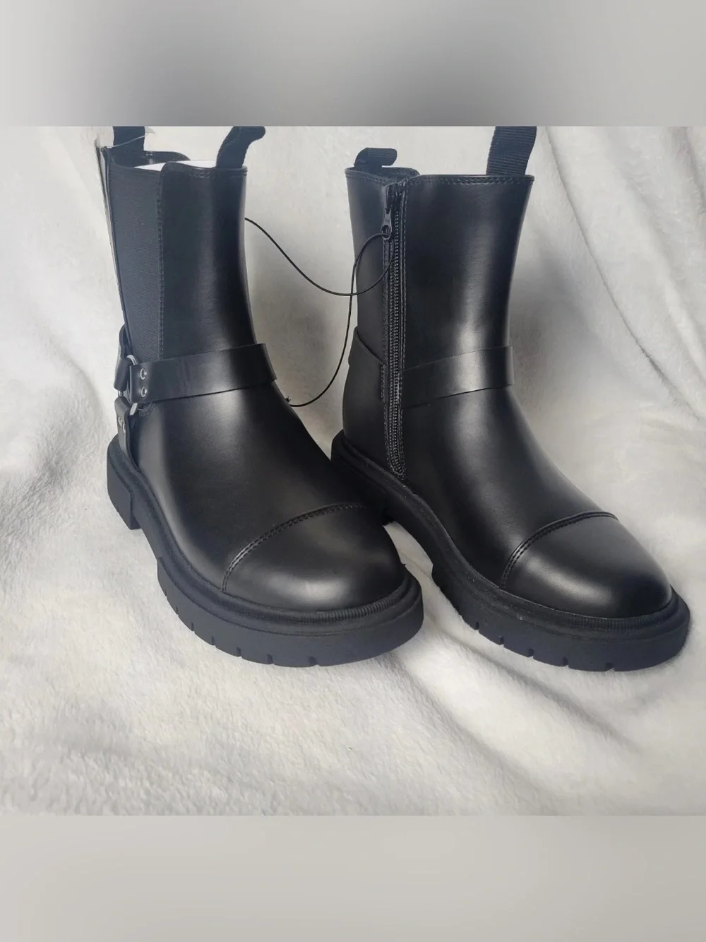 NWT-Kids1 Coachella style  Black Crosby Harness  Ankle boots,silver hardware